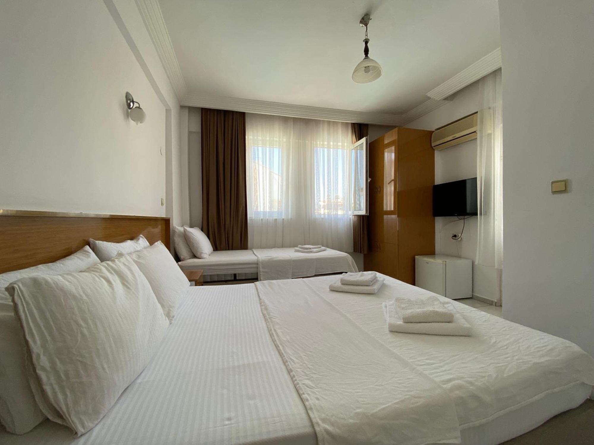Cam Hotel Fethiye Bagian luar foto