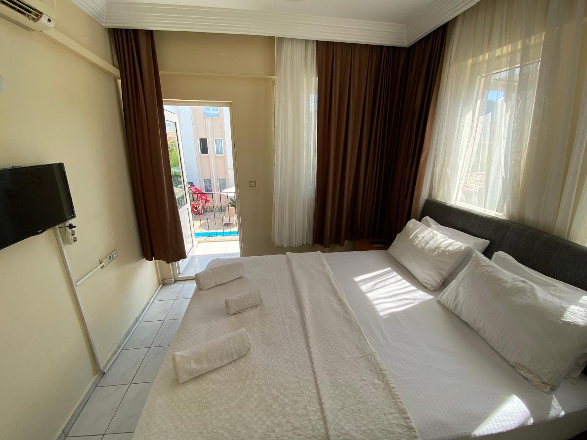 Cam Hotel Fethiye Bagian luar foto