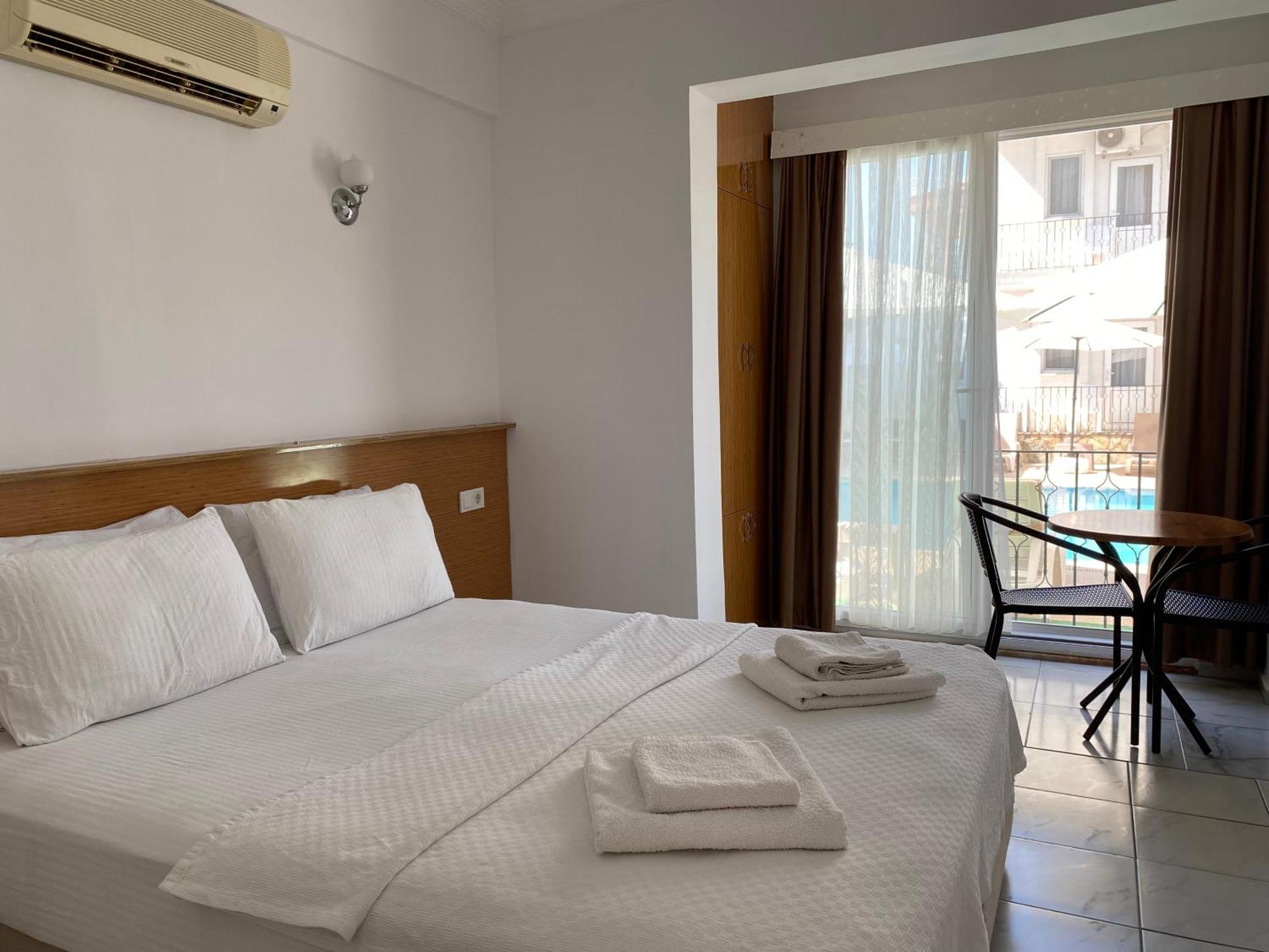Cam Hotel Fethiye Bagian luar foto