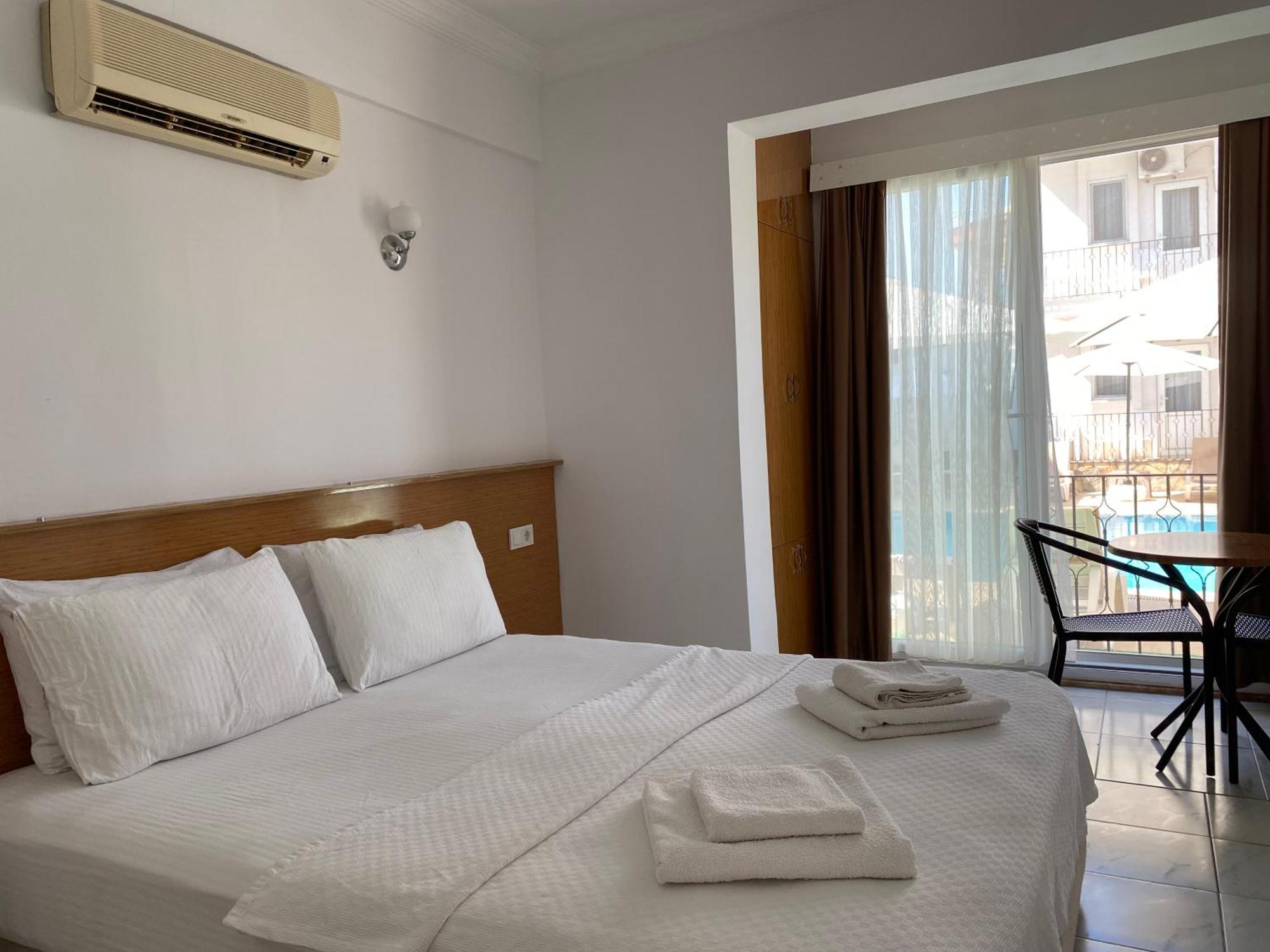 Cam Hotel Fethiye Bagian luar foto