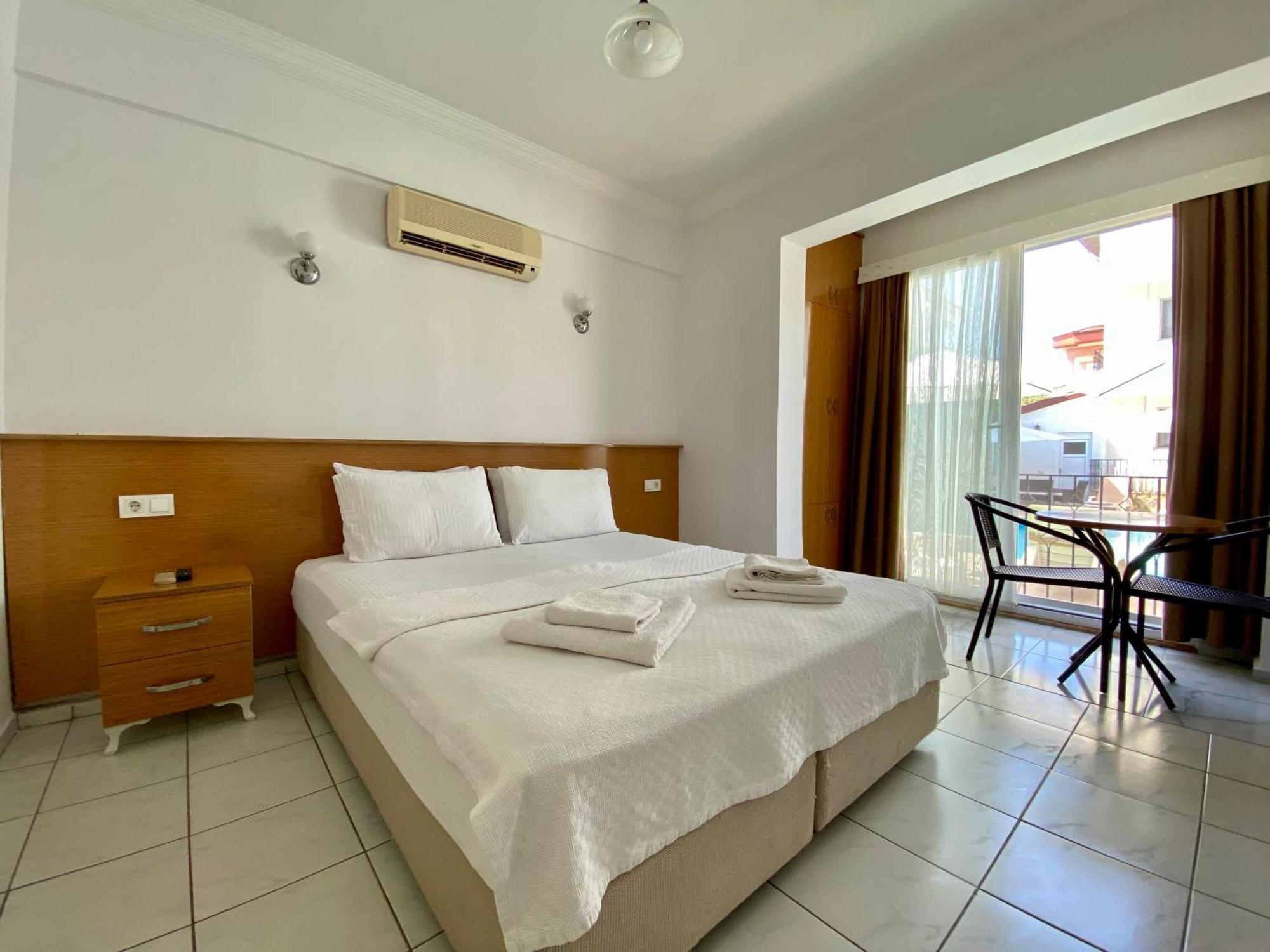 Cam Hotel Fethiye Bagian luar foto